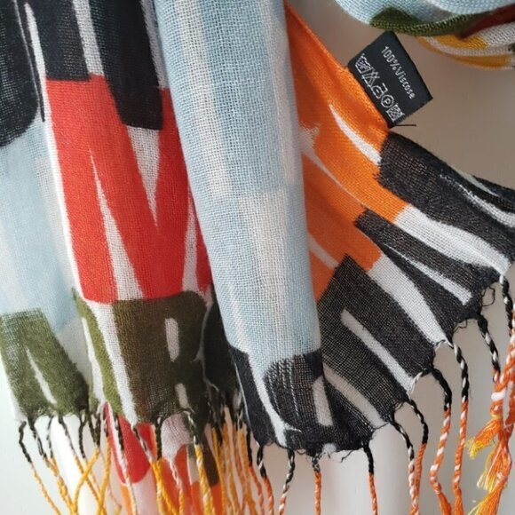 Robin Ruth MADRID Viscose Fringed Scarf Shawl Beach Wrap Sarong - Picture 4 of 5